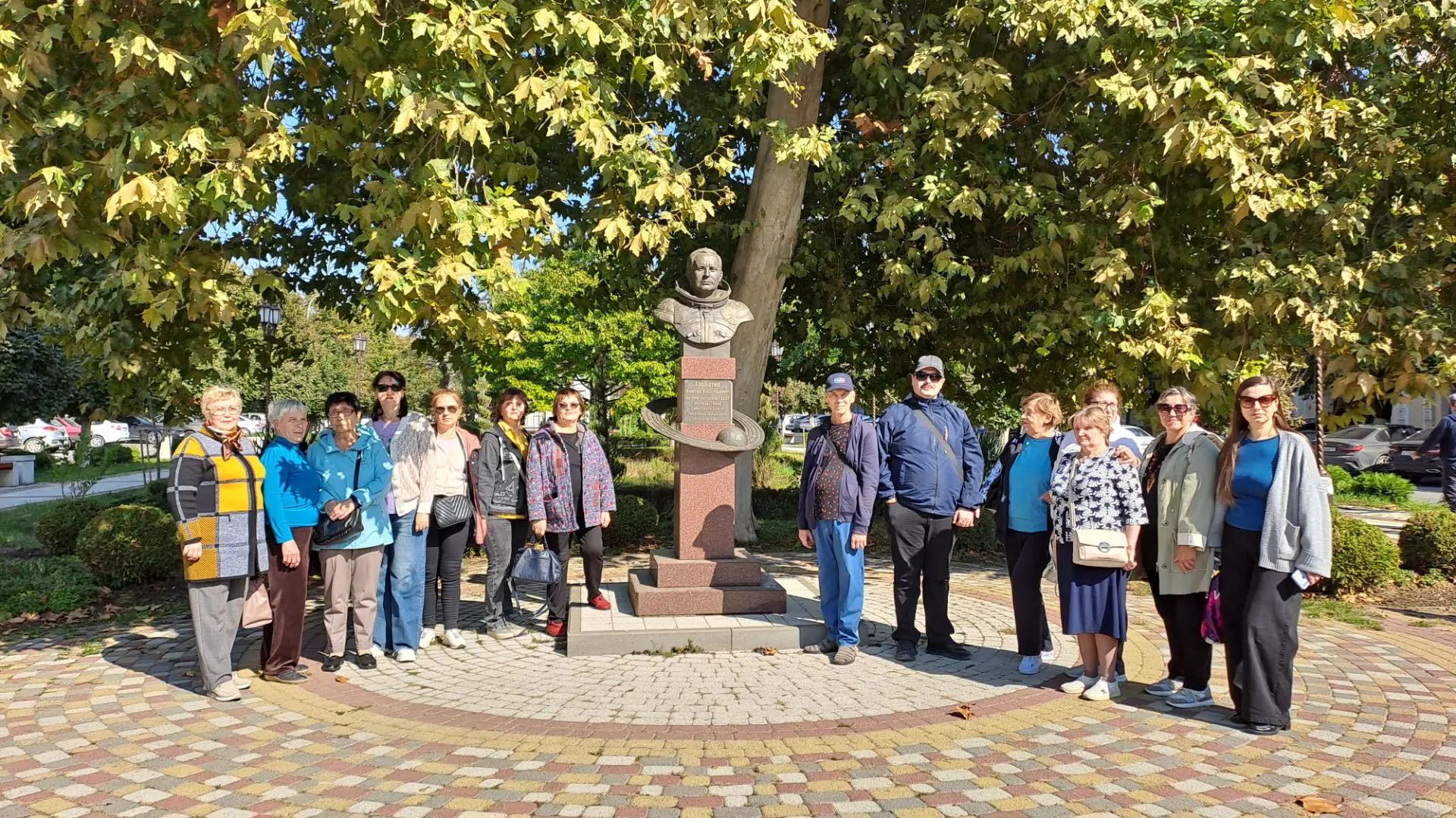 Читатели филиала Армавирский посетили тифлоэкскурсию «Городские истории»