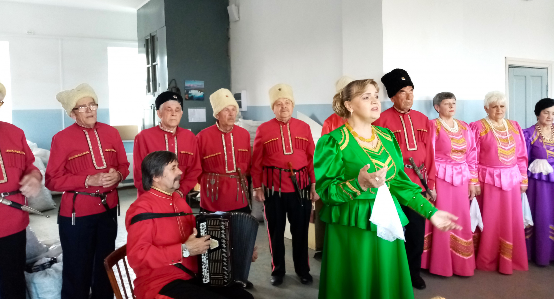 Литературно-музыкальную композицию провели сотрудники Ейского филиала