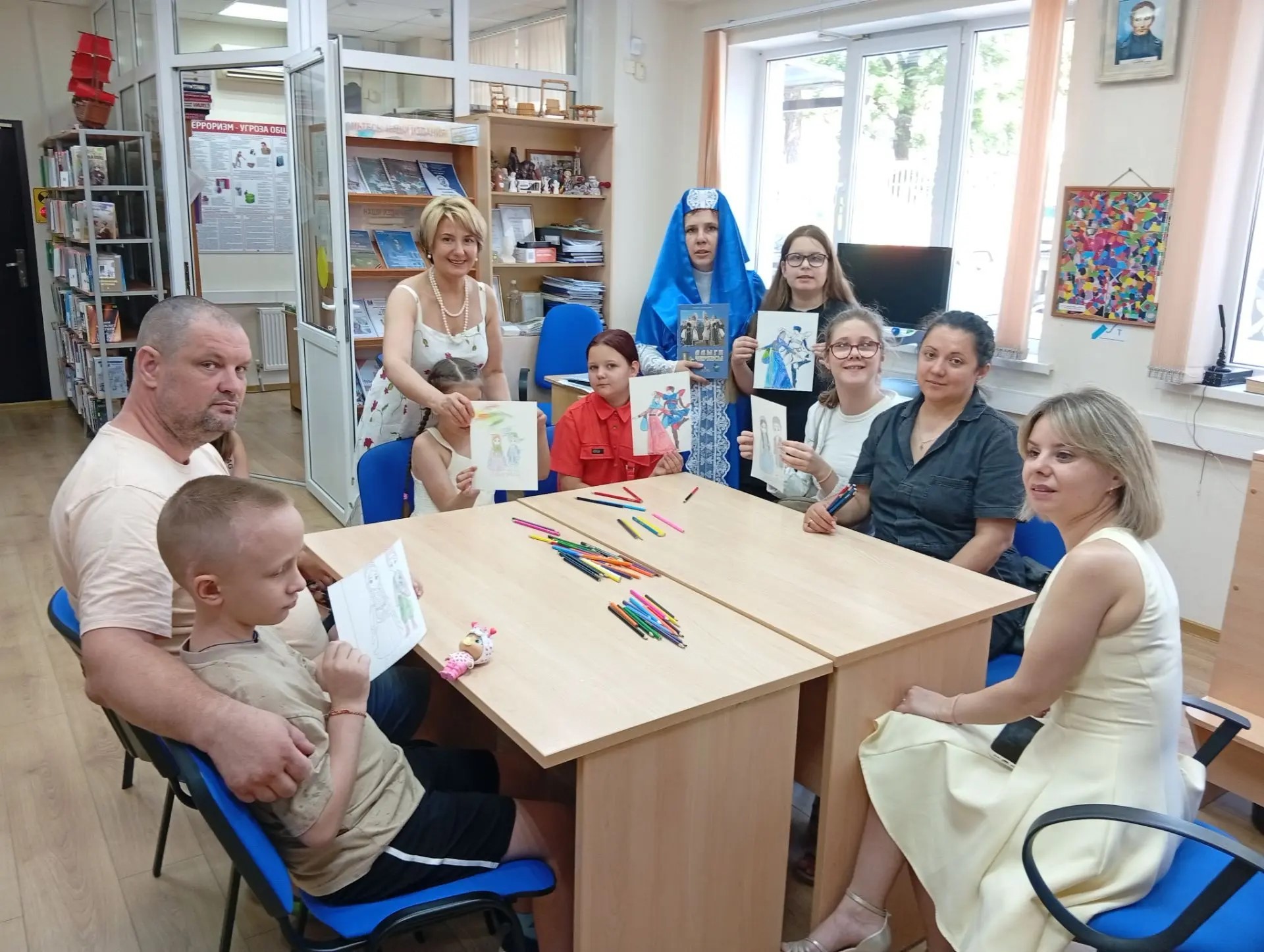 «Рисую как хочу, или Я так вижу»: творческие занятия для детей в «Чеховке» продолжаются