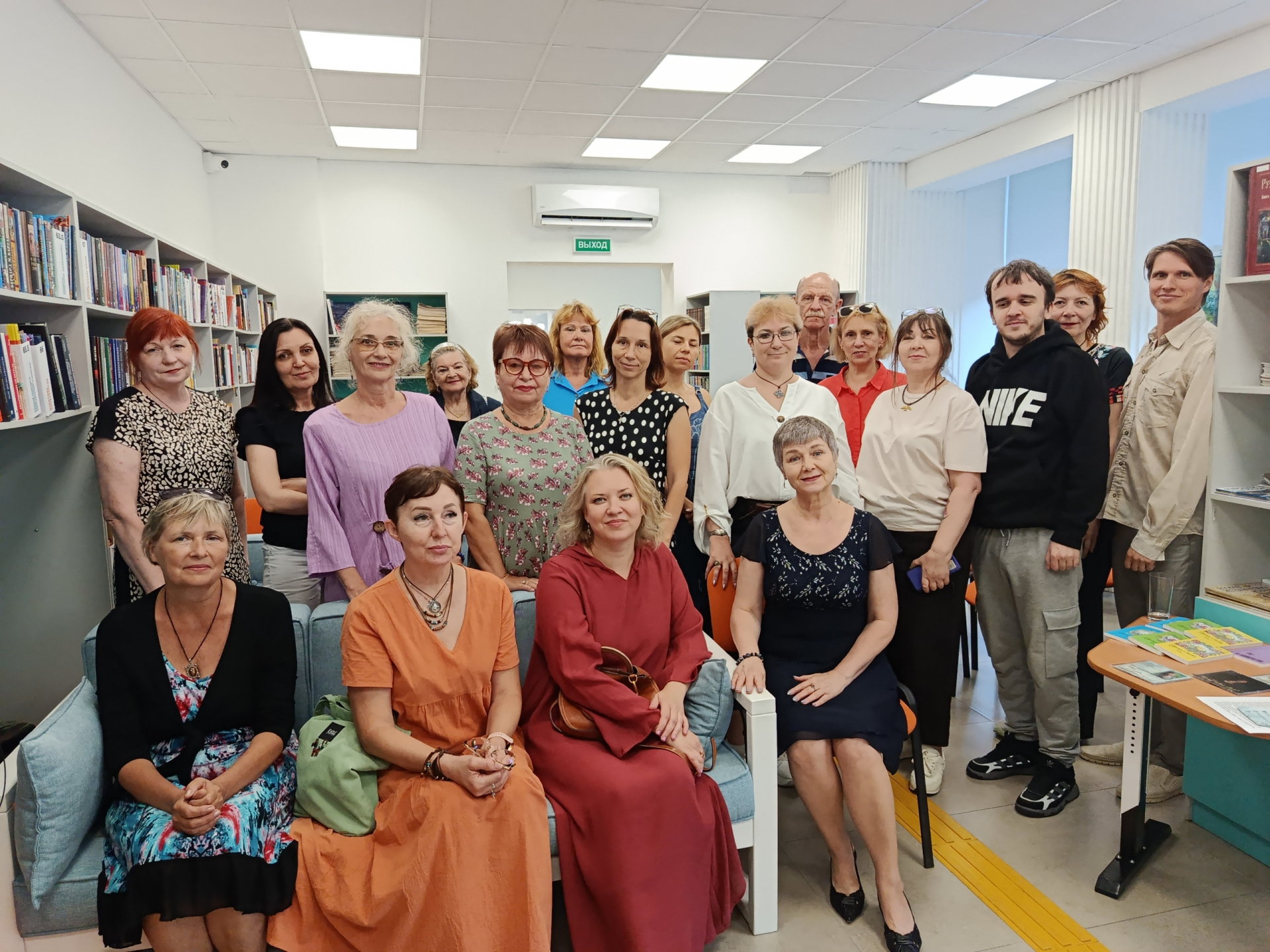 В филиале Новороссийский прошла летняя литературно-музыкальная гостиная