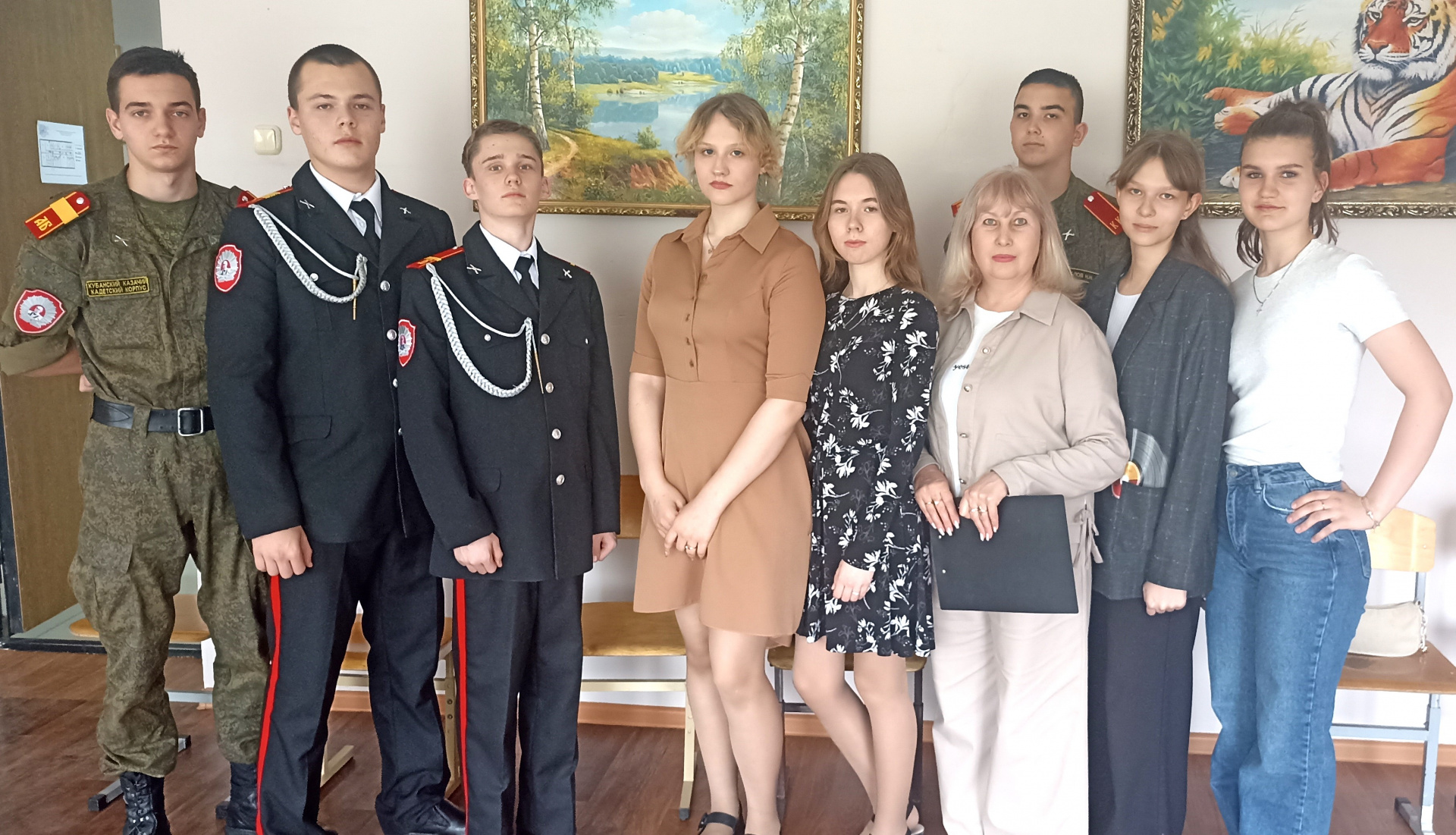 «Михаил Глинка – солнце русской музыки». В Крымском филиале провели музыкальный час 