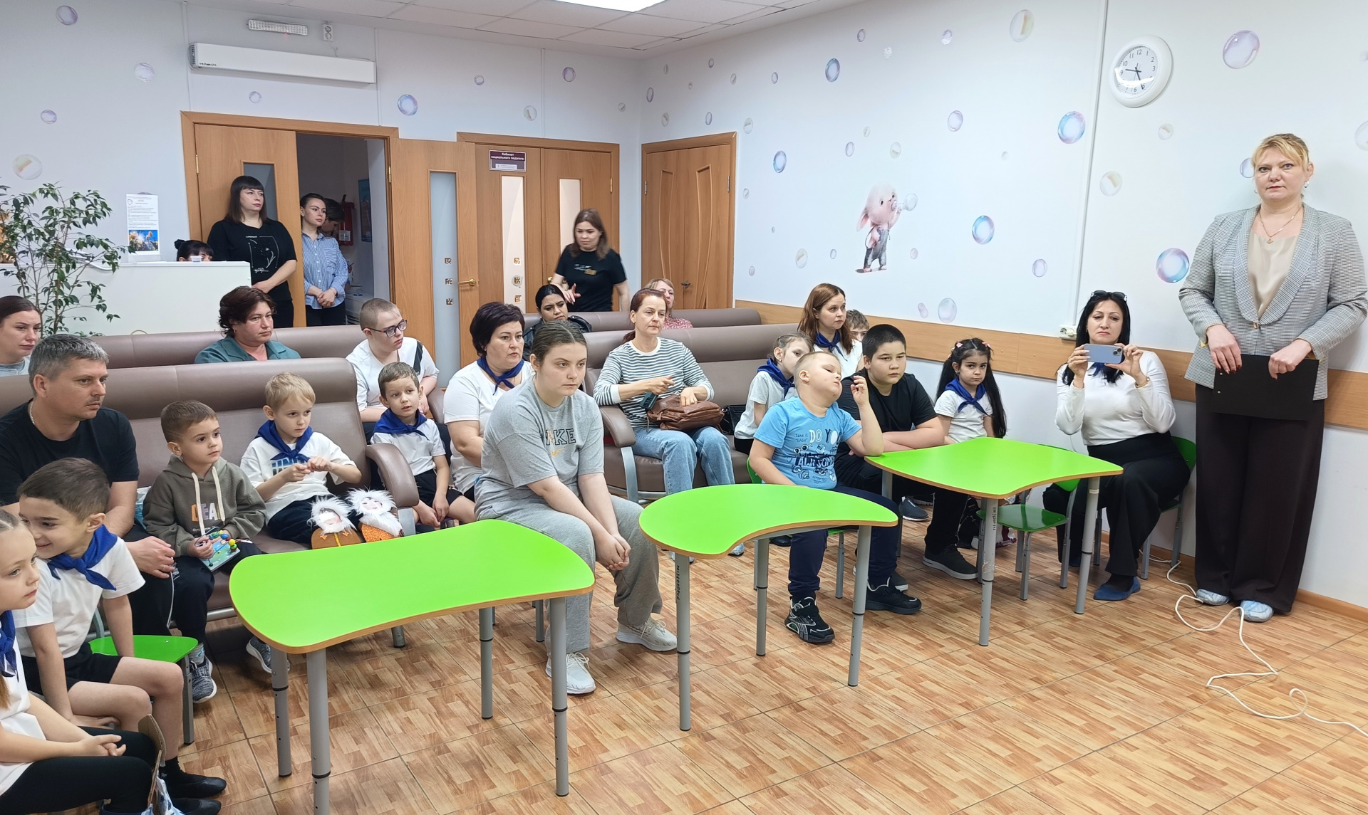 В филиале Крымский прошла акция «Зажги синим» 