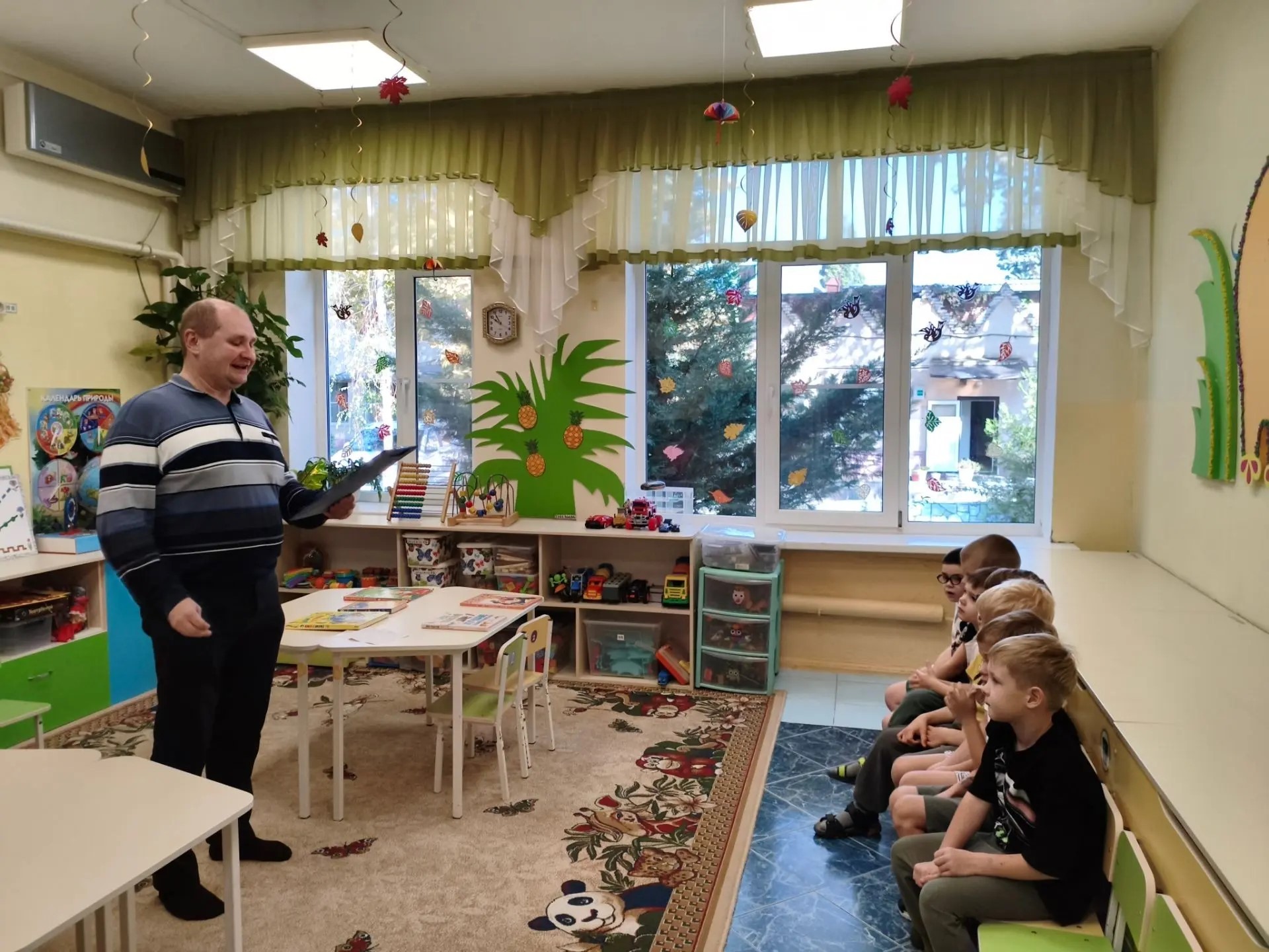 Маленьким краснодарским читателям провели громкие чтения «Книжное царство – премудрое государство»