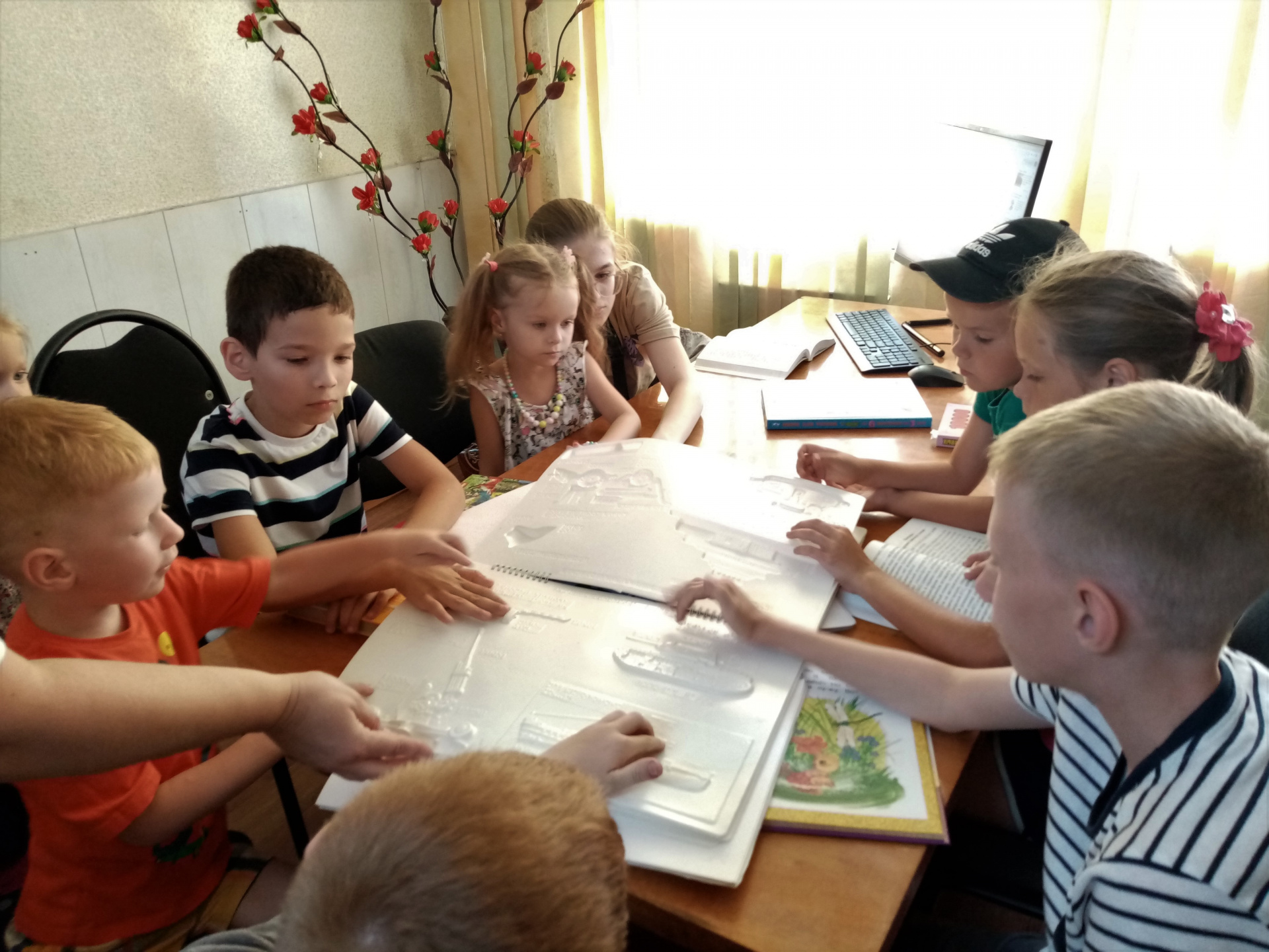 В Ейском филиале провели библиотечный урок «Штурманы книжных морей»